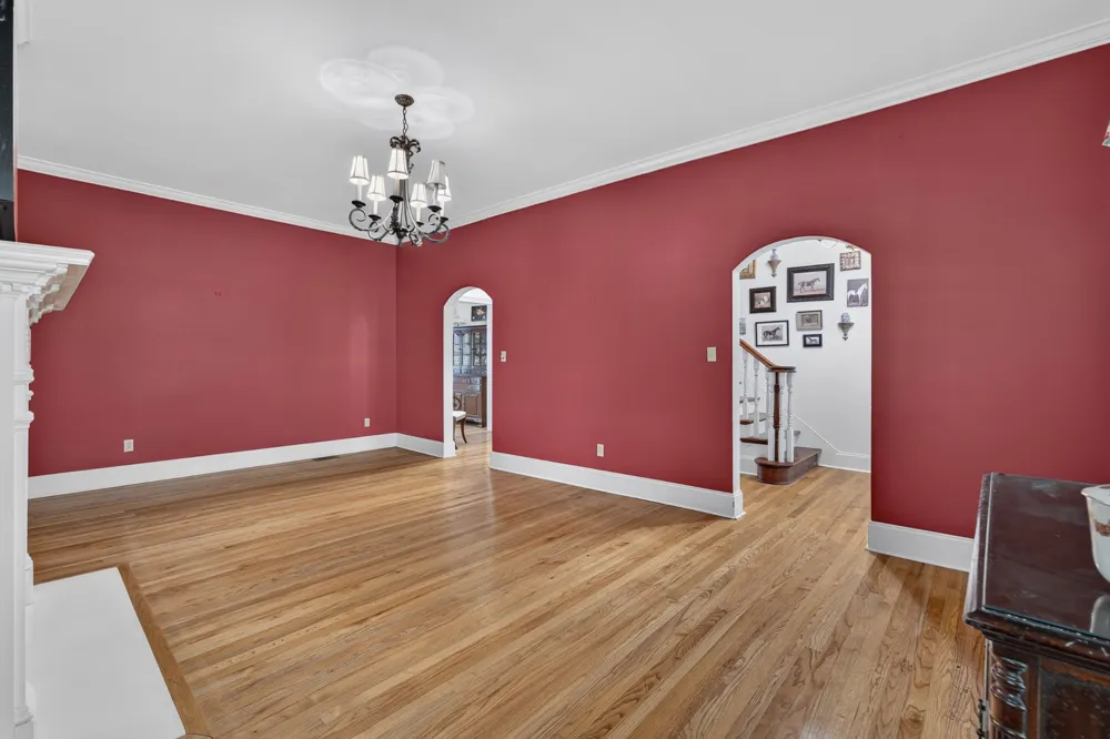 135 Clayton Ln Fayetteville, TN 37334