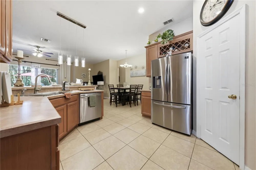 458 WOODFORD DRIVE Debary, FL 32713