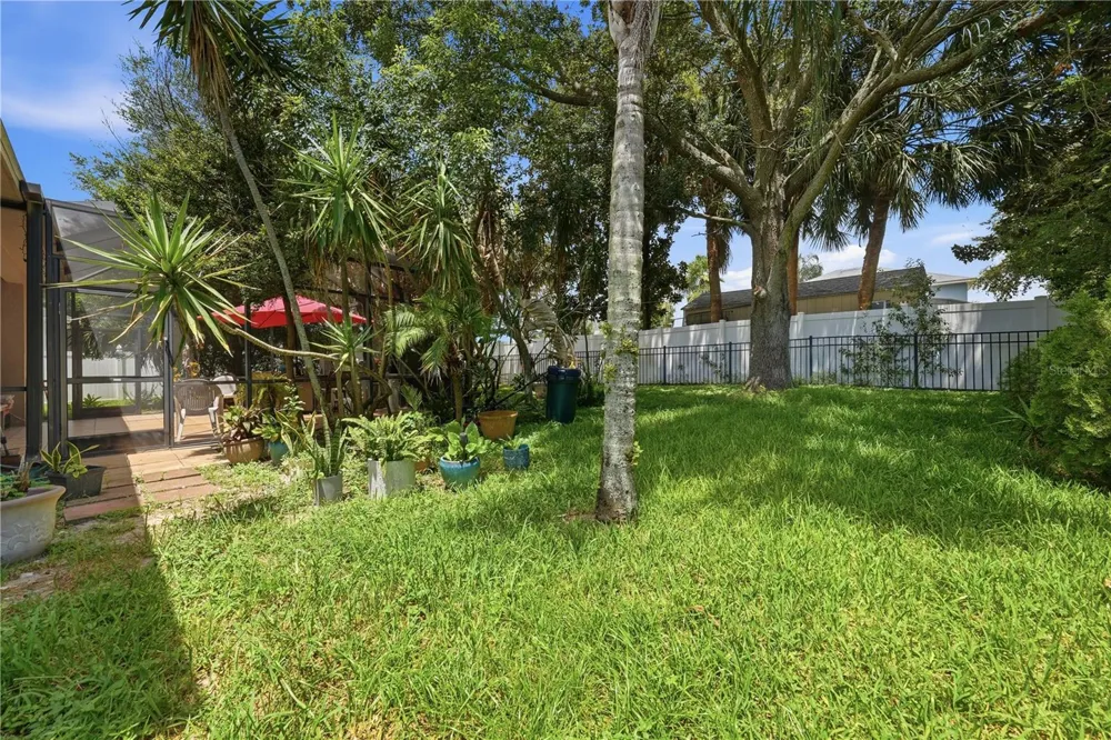 458 WOODFORD DRIVE Debary, FL 32713