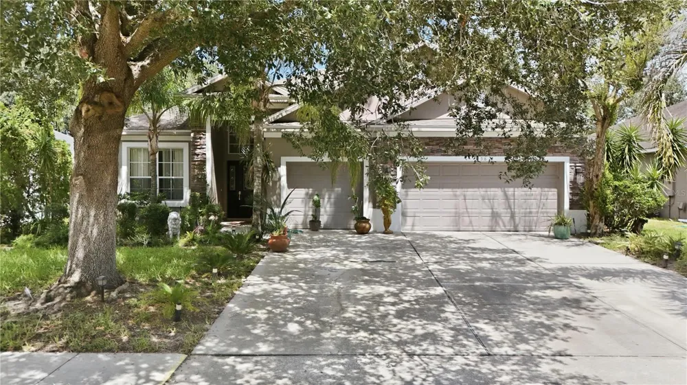 458 WOODFORD DRIVE Debary, FL 32713