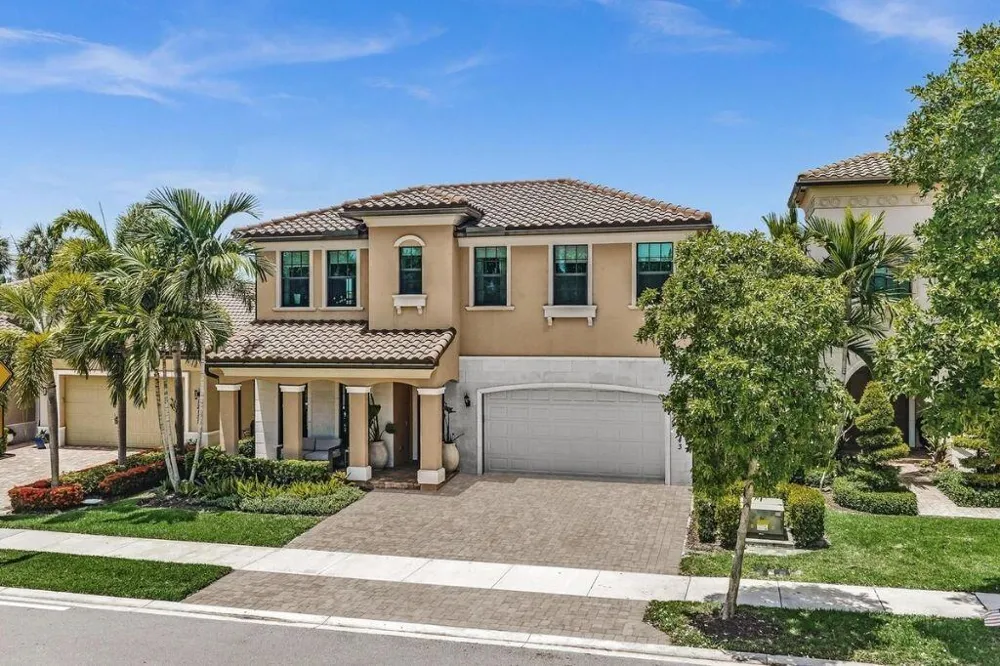 12143 S BAYPOINT CIRCLE Parkland, FL 33076