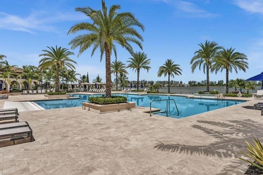12143 S BAYPOINT CIRCLE Parkland, FL 33076