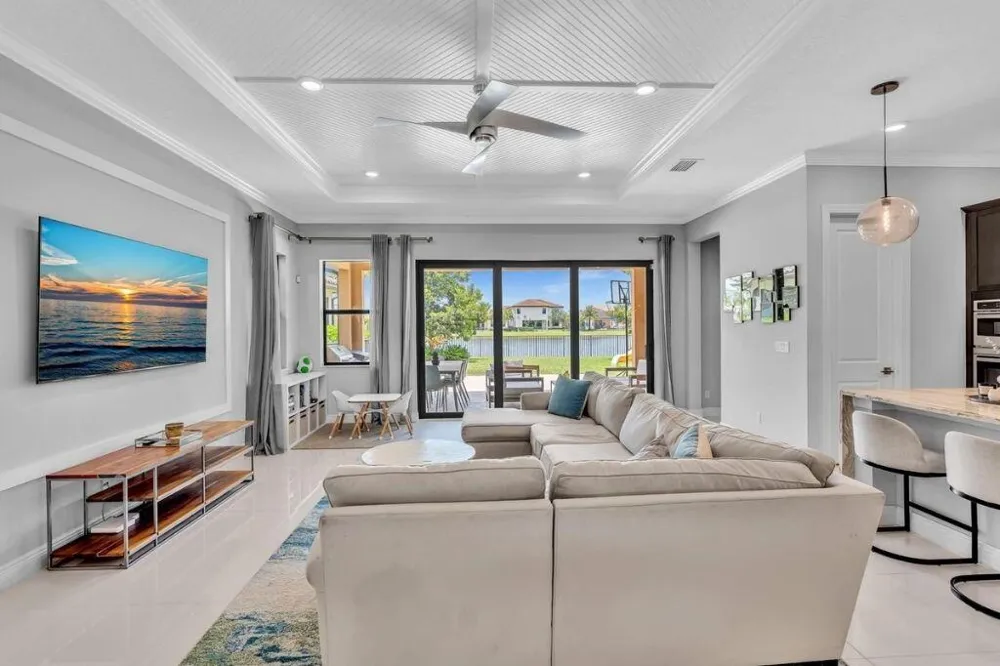 12143 S BAYPOINT CIRCLE Parkland, FL 33076