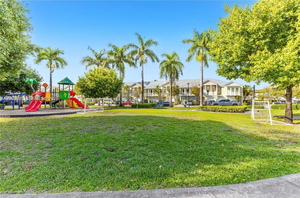 11440 NW 75th Ter Doral, FL 33178