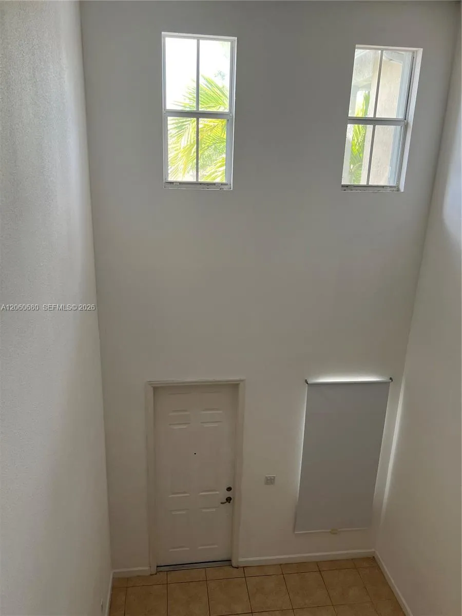 11440 NW 75th Ter Doral, FL 33178