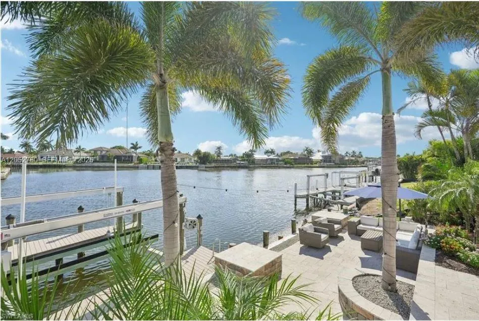 444 Barfield Dr Marco Island, FL 34145