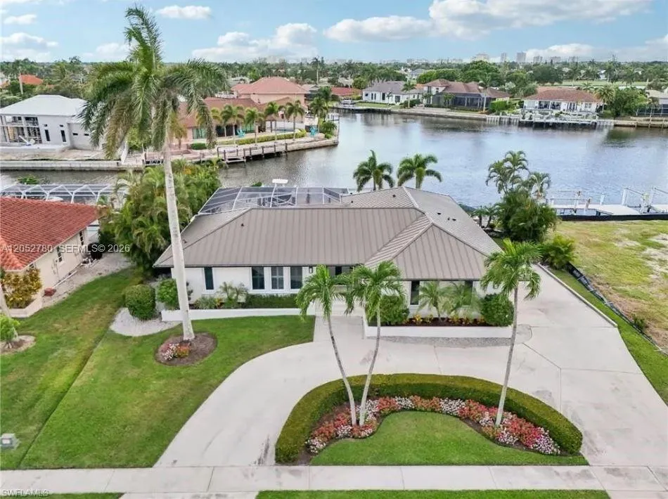 444 Barfield Dr Marco Island, FL 34145