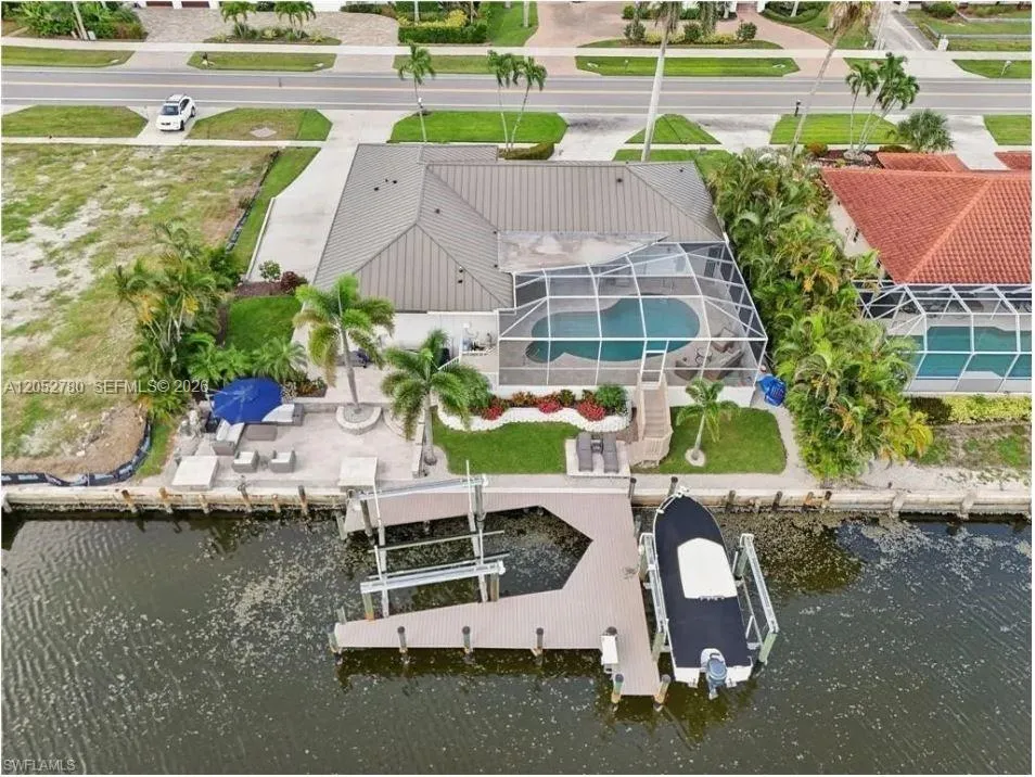 444 Barfield Dr Marco Island, FL 34145