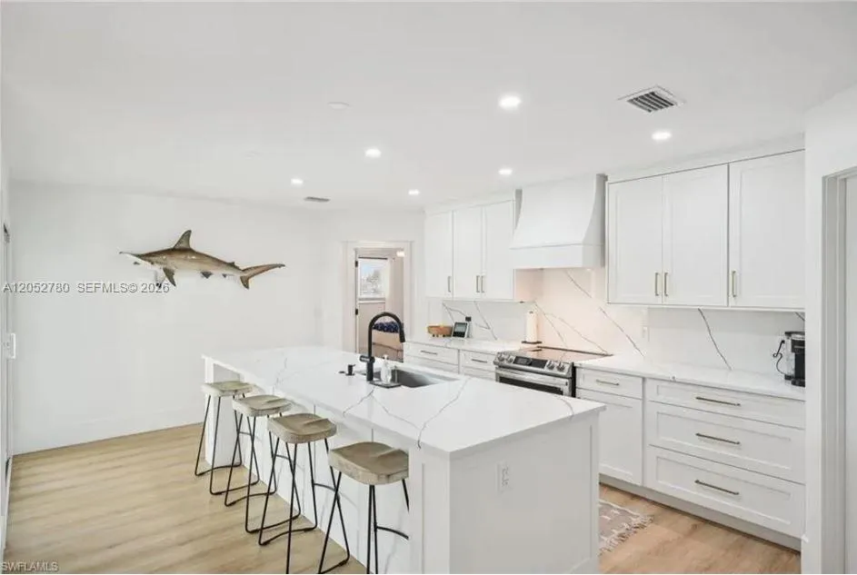 444 Barfield Dr Marco Island, FL 34145
