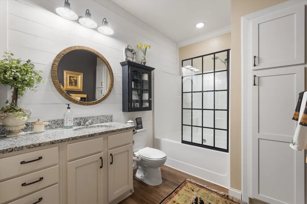 900 Ed Renfroe Cir Bath Springs, TN 38311