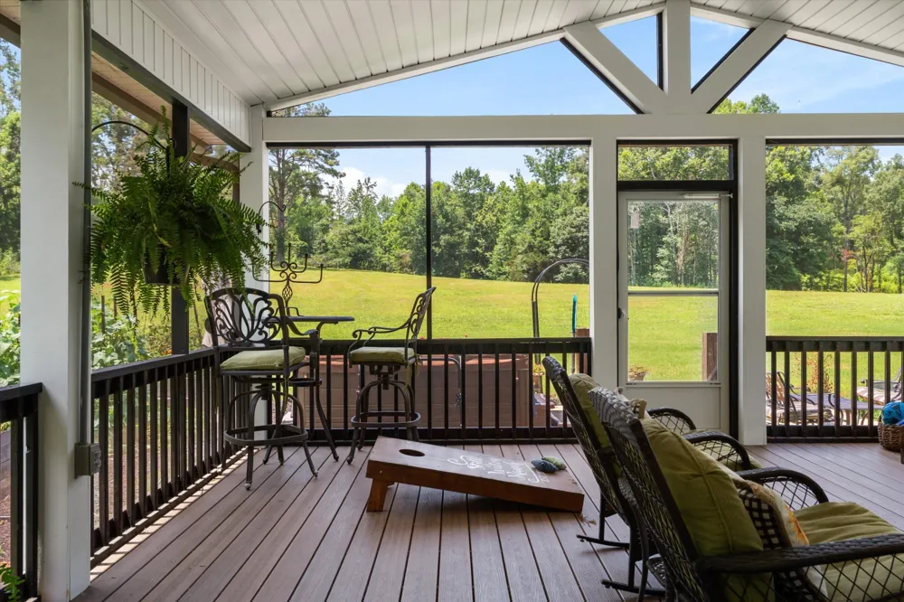900 Ed Renfroe Cir Bath Springs, TN 38311