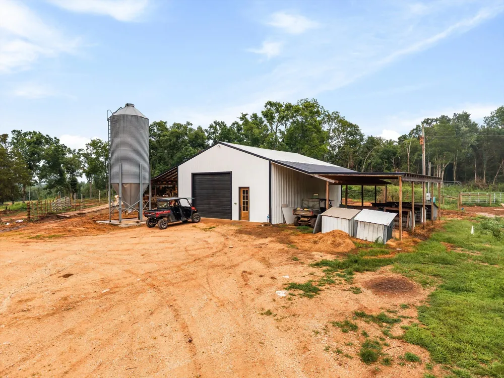 900 Ed Renfroe Cir Bath Springs, TN 38311