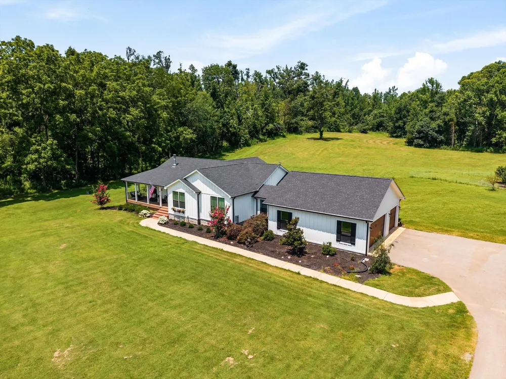900 Ed Renfroe Cir Bath Springs, TN 38311