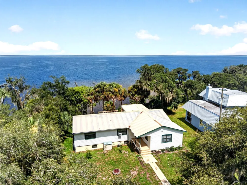 8445 NE 310TH AVENUE Fort Mc Coy, FL 32134