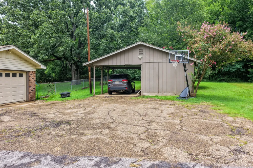 3054 Old Paris Road Mt Pleasant, TX 75455