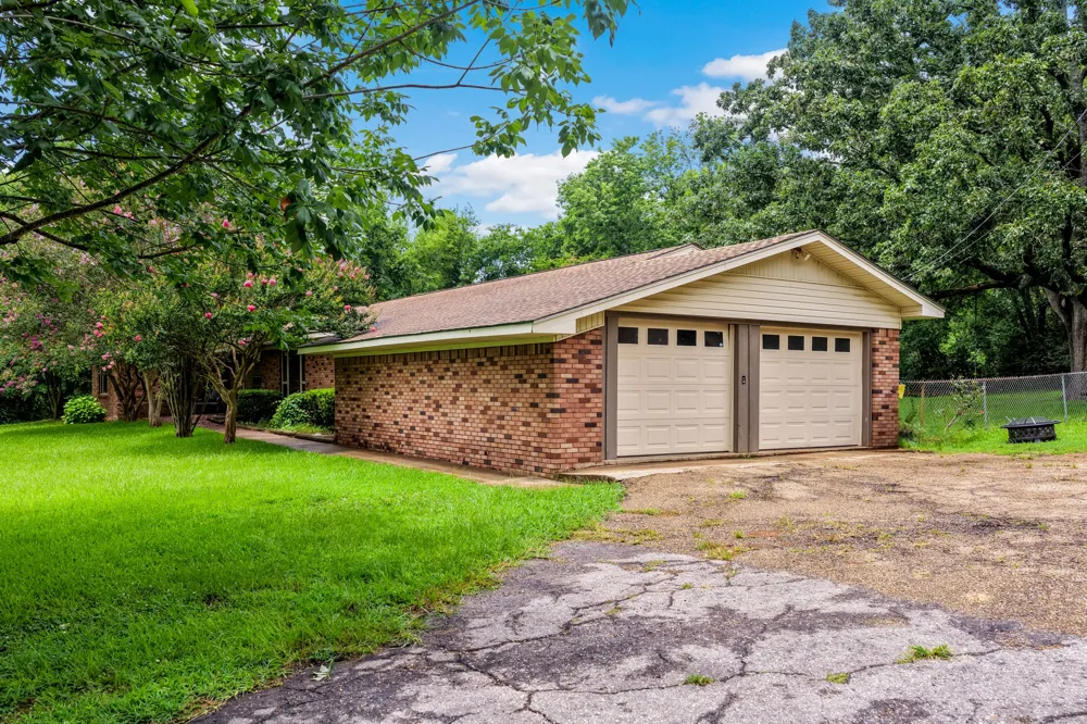3054 Old Paris Road Mt Pleasant, TX 75455