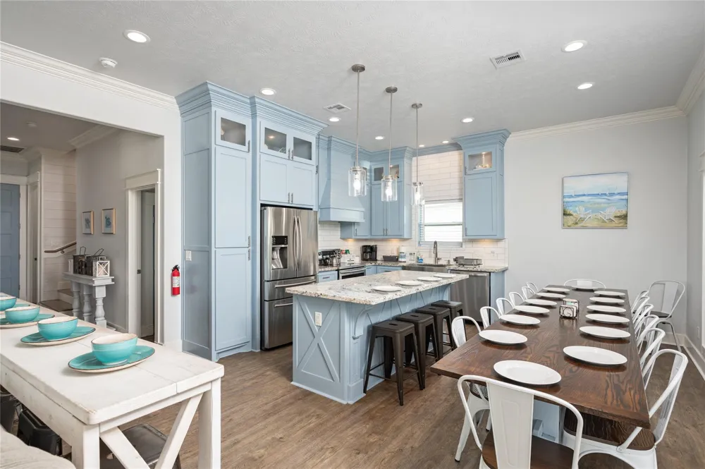 997 S Redfish Street Crystal Beach, TX 77650