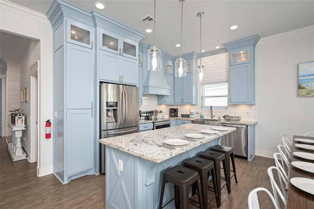 997 S Redfish Street Crystal Beach, TX 77650