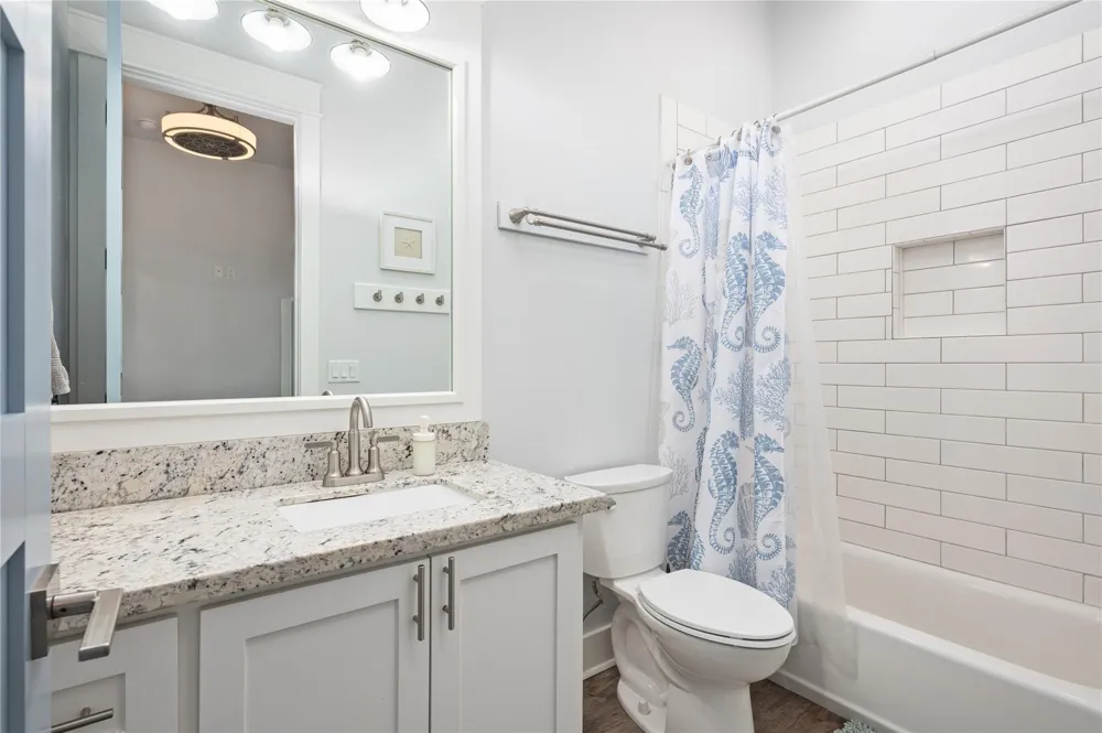 997 S Redfish Street Crystal Beach, TX 77650