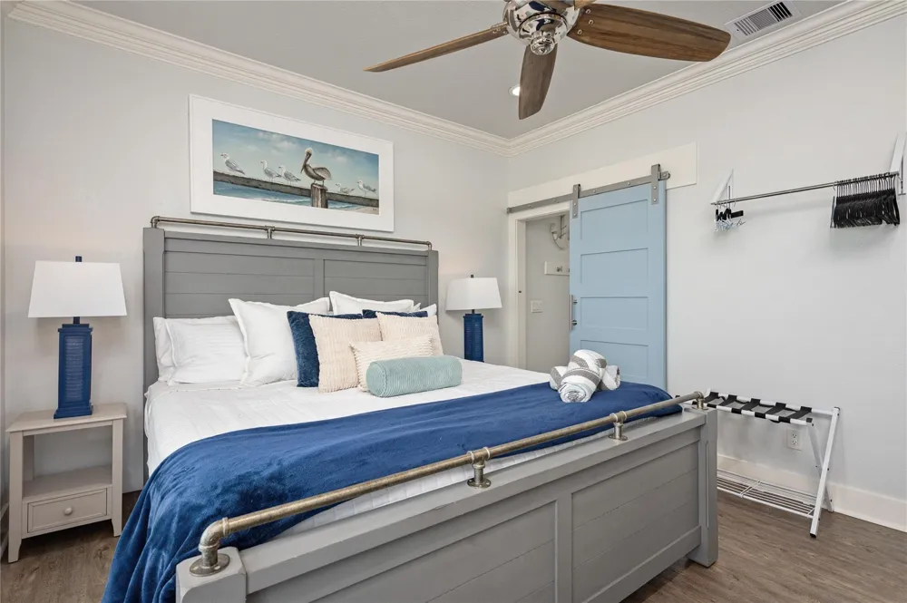 997 S Redfish Street Crystal Beach, TX 77650