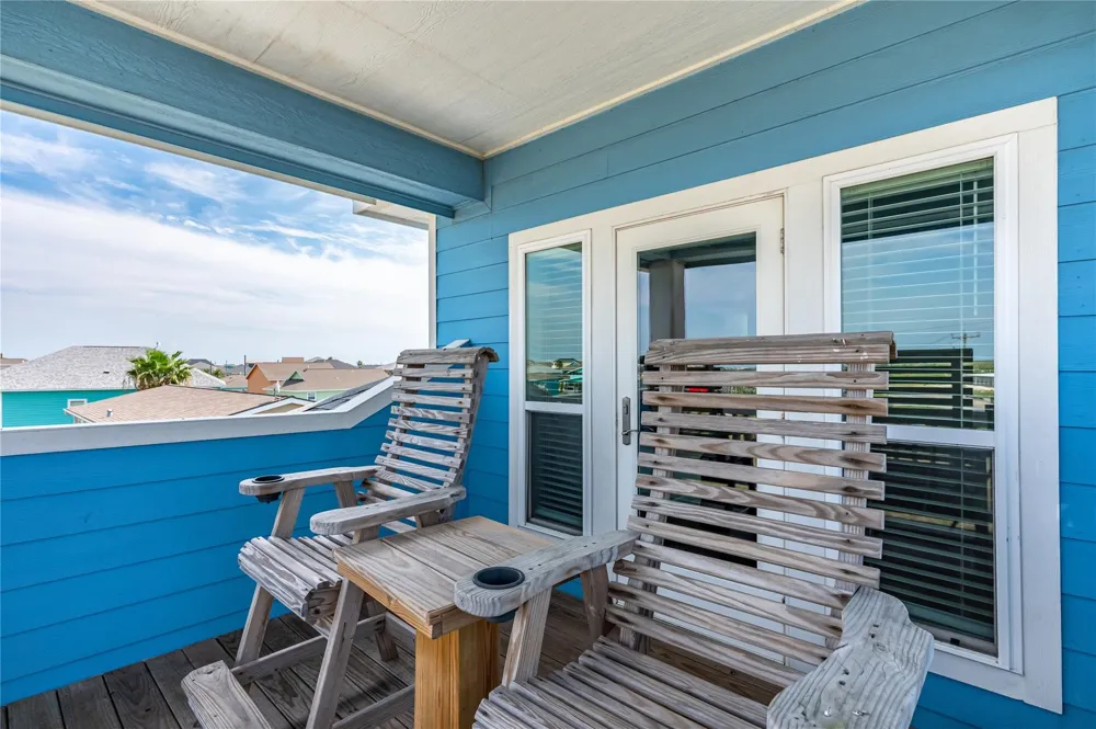 997 S Redfish Street Crystal Beach, TX 77650