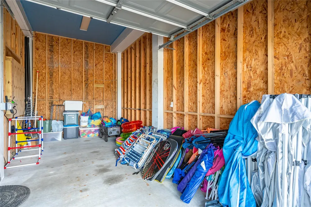 997 S Redfish Street Crystal Beach, TX 77650