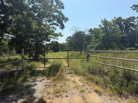 310 Private Road 2705 Road