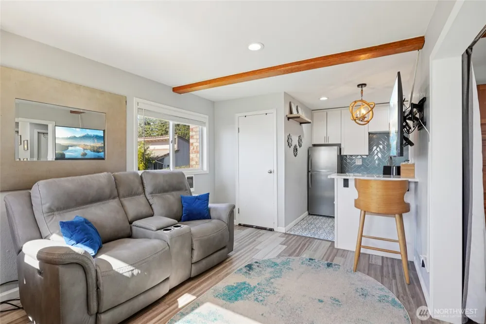 6412 E Side Drive NE #S Tacoma, WA 98422