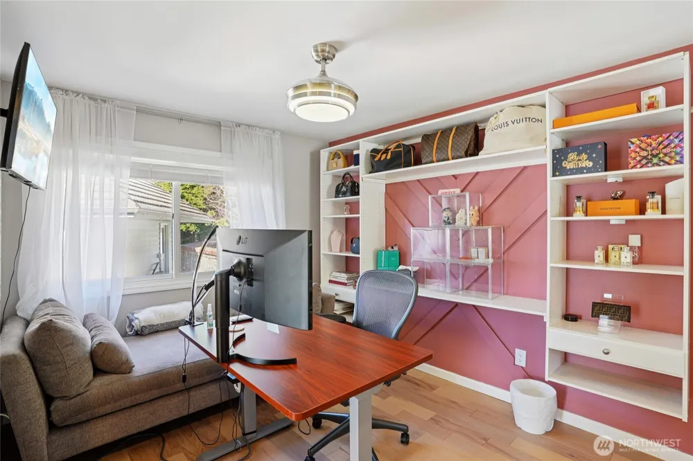 6412 E Side Drive NE #S Tacoma, WA 98422