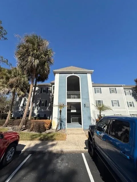 1203 CLUBSIDE DRIVE #1203