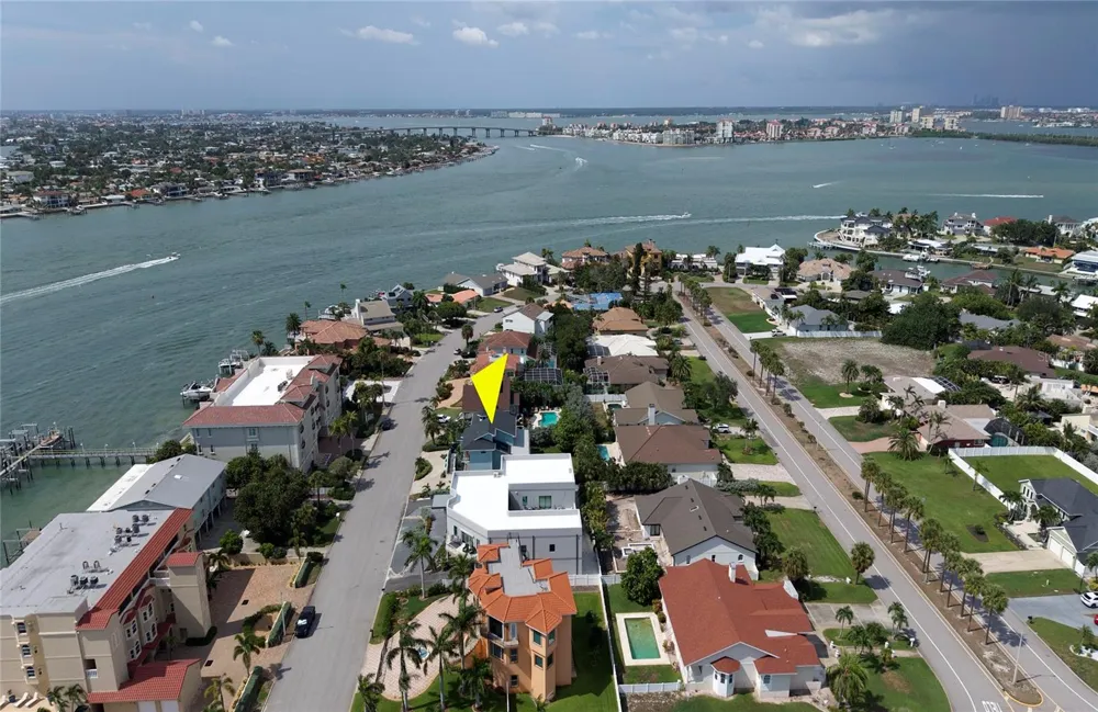 289 8TH AVENUE Tierra Verde, FL 33715