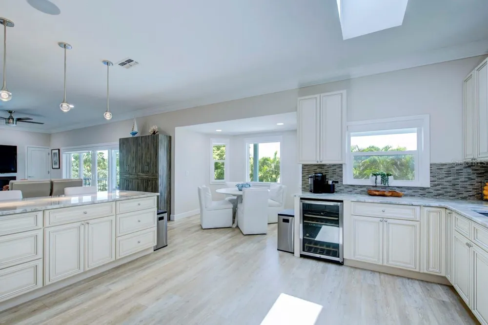 289 8TH AVENUE Tierra Verde, FL 33715