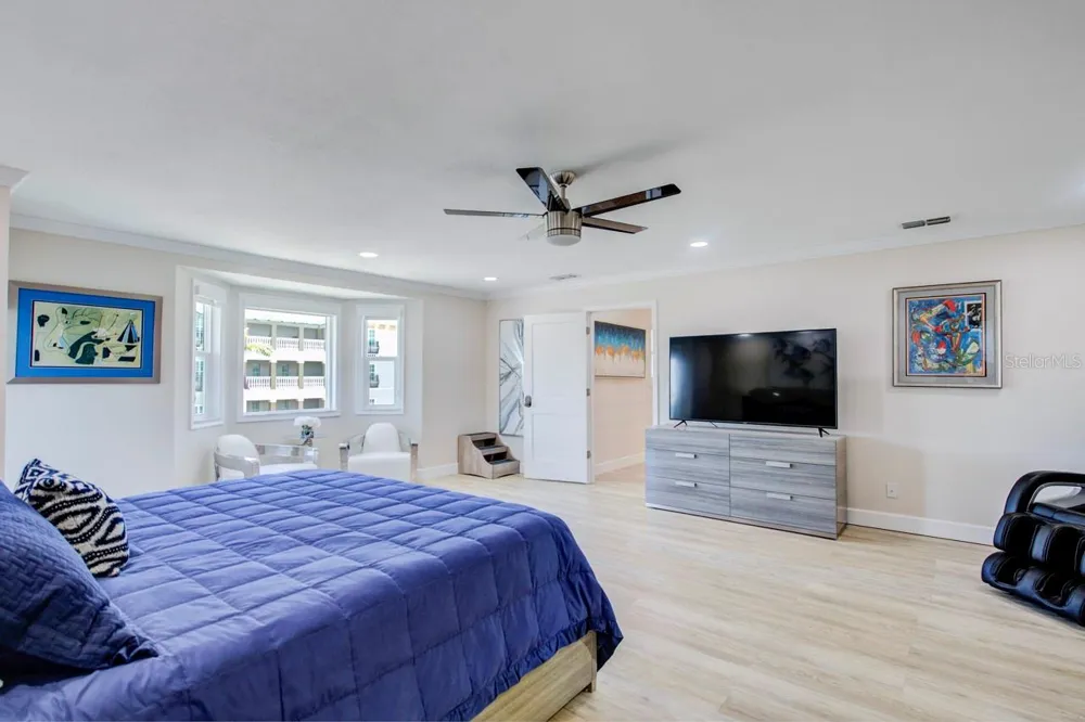 289 8TH AVENUE Tierra Verde, FL 33715