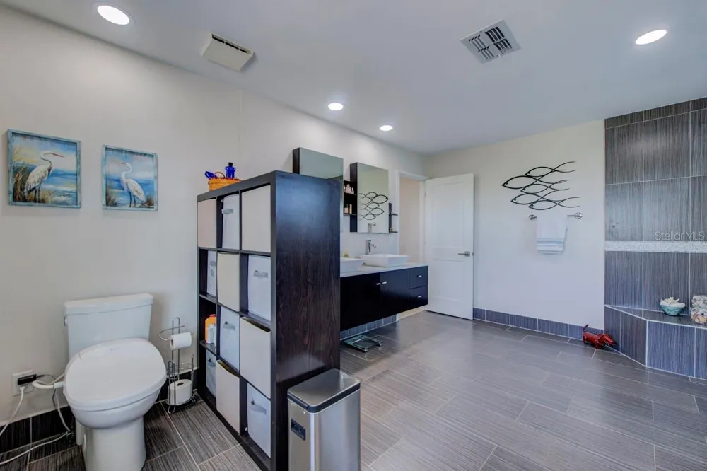 289 8TH AVENUE Tierra Verde, FL 33715