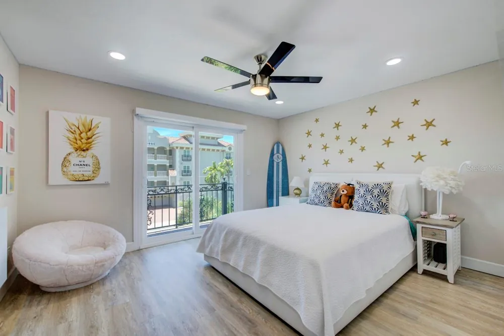 289 8TH AVENUE Tierra Verde, FL 33715