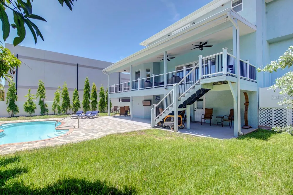 289 8TH AVENUE Tierra Verde, FL 33715