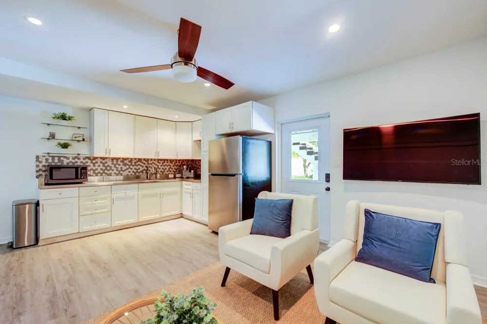 289 8TH AVENUE Tierra Verde, FL 33715
