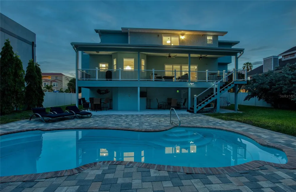 289 8TH AVENUE Tierra Verde, FL 33715