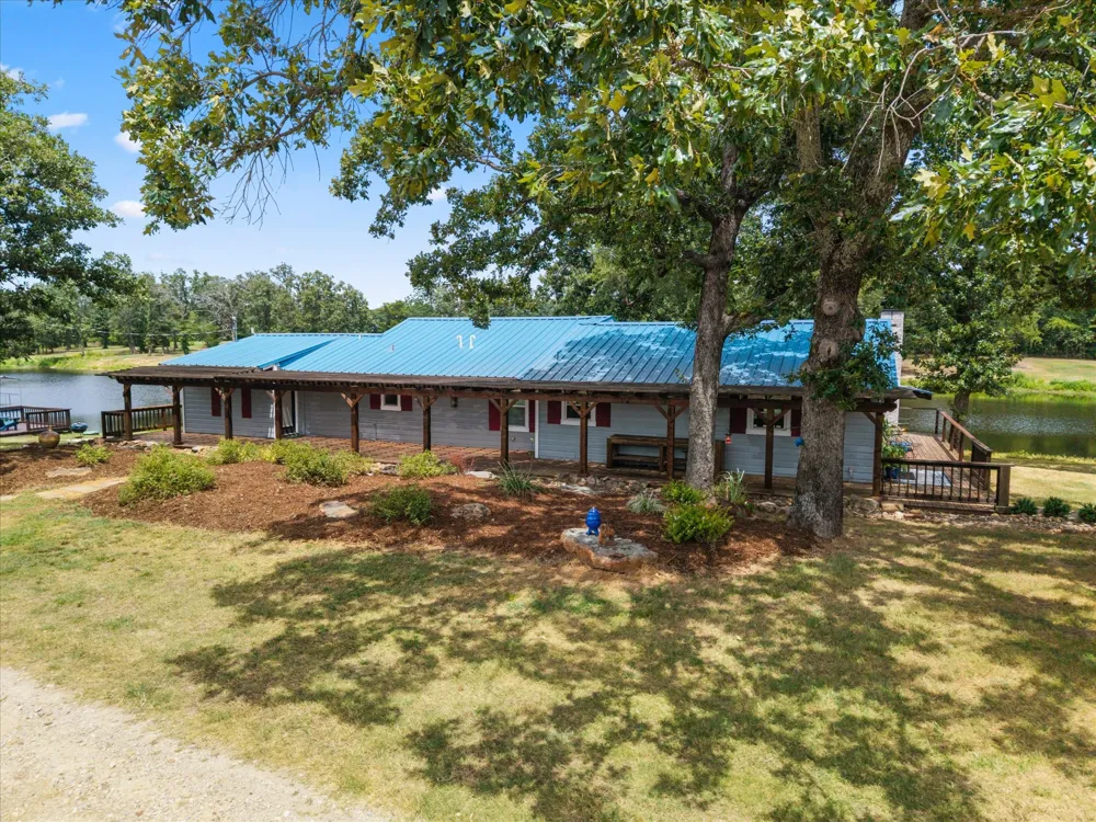 992 RS County Road 4325 Emory, TX 75440