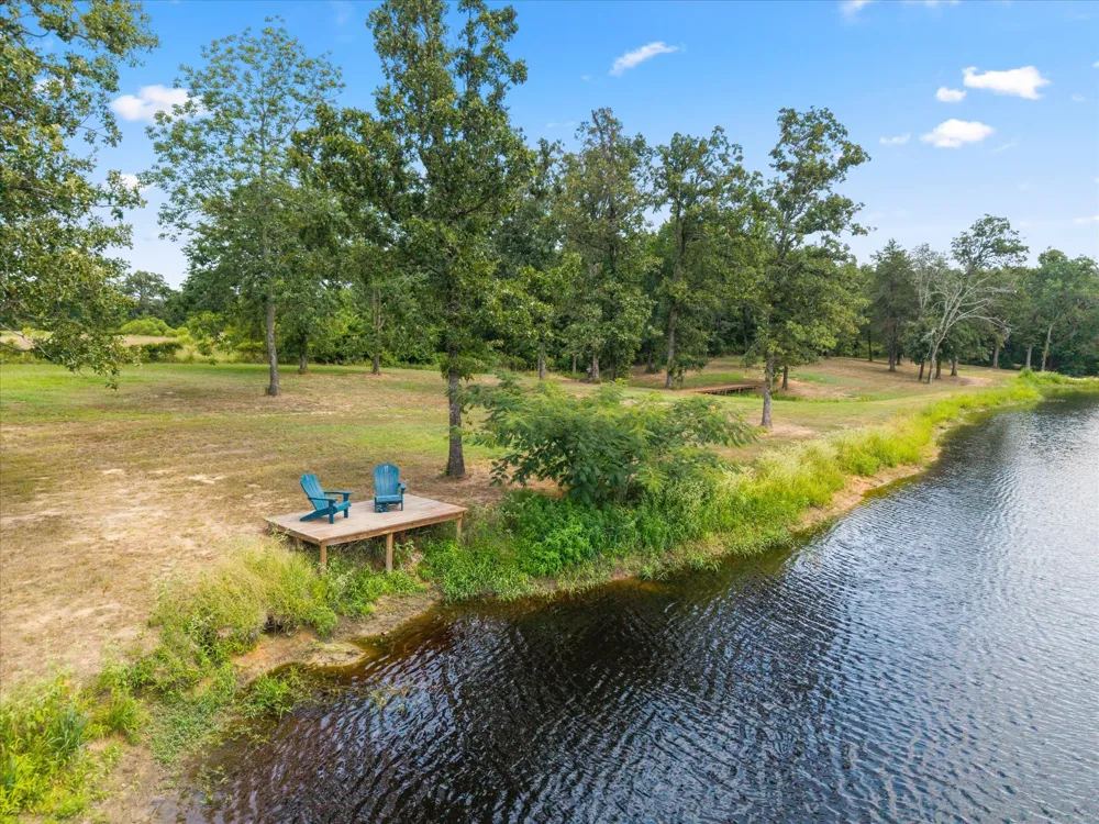 992 RS County Road 4325 Emory, TX 75440