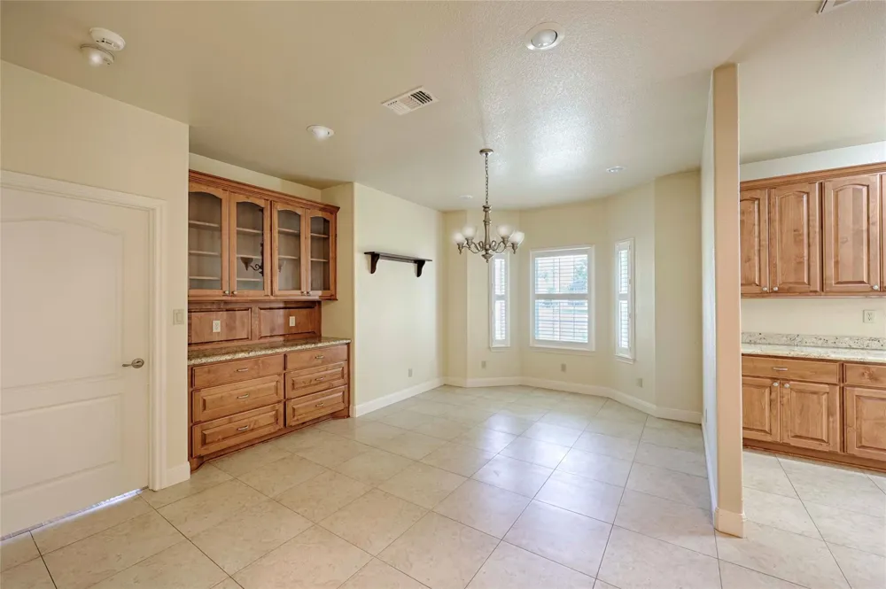 417 S Main Street Hallettsville, TX 77964