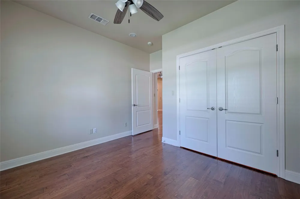 417 S Main Street Hallettsville, TX 77964