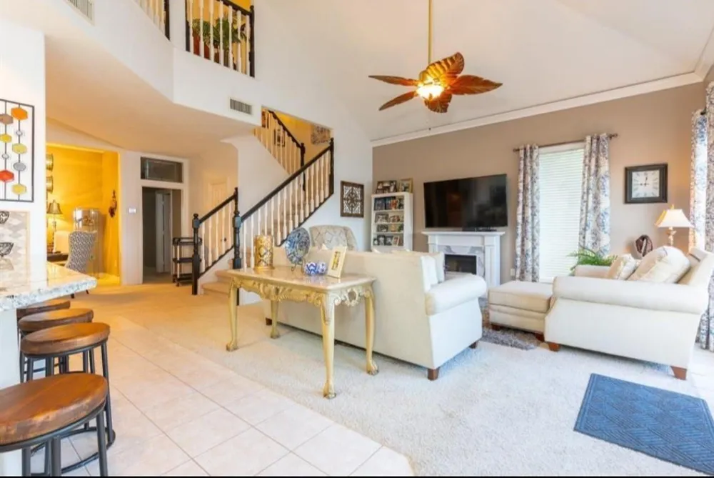 423 Hana Drive Tiki Island, TX 77554