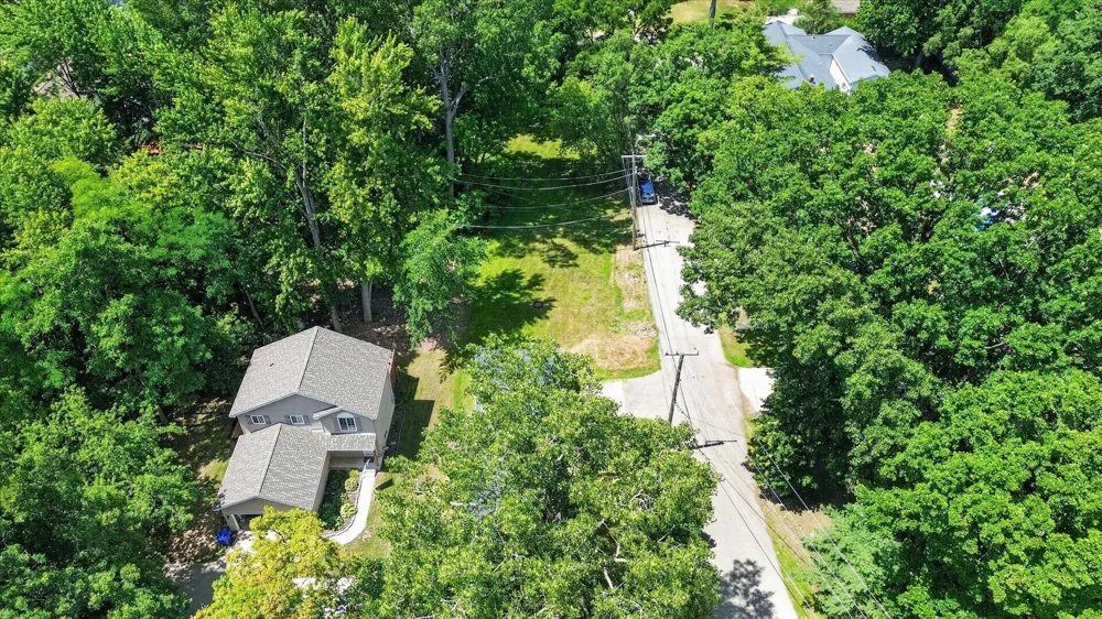 E Denwood Street Waterford, MI 48327