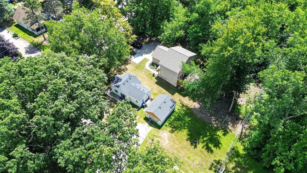 E Denwood Street Waterford, MI 48327