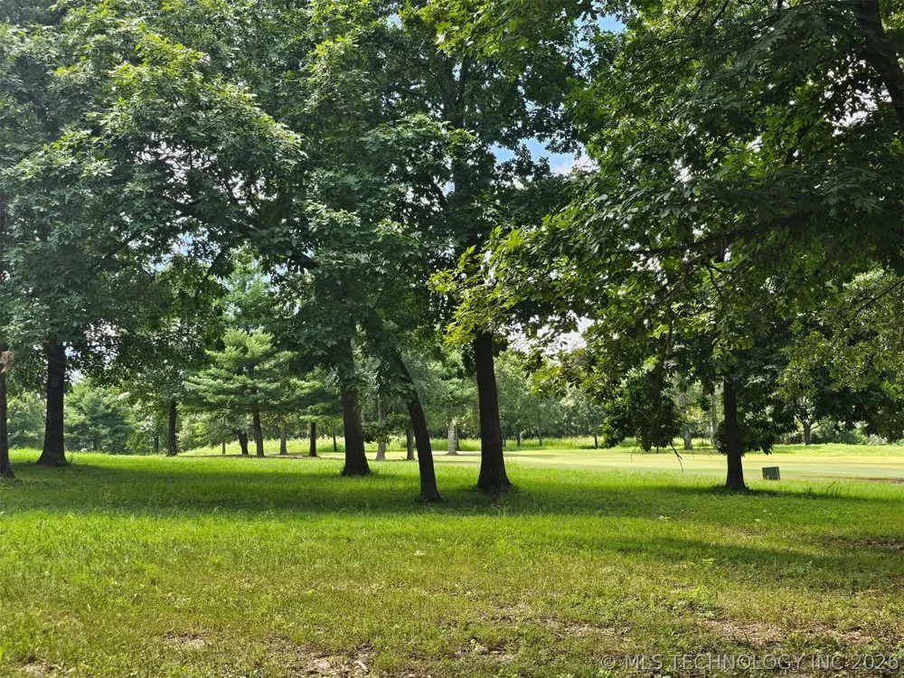 1010 Wilcox Circle Tahlequah, OK 74464
