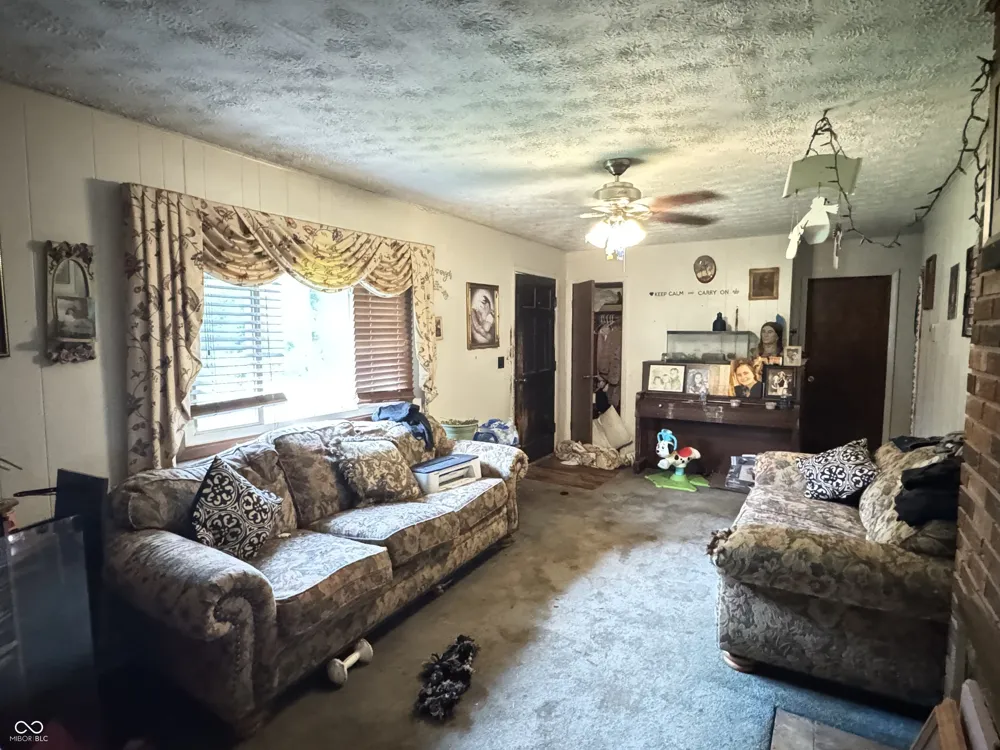 2282 925 W Norman, IN 47264