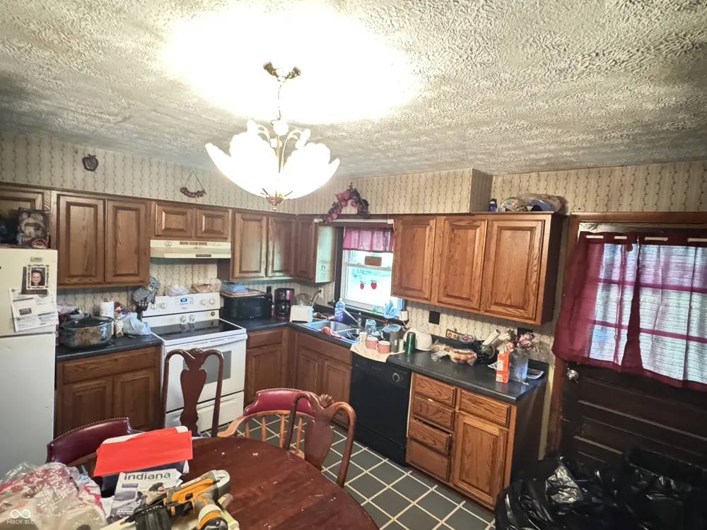 2282 925 W Norman, IN 47264