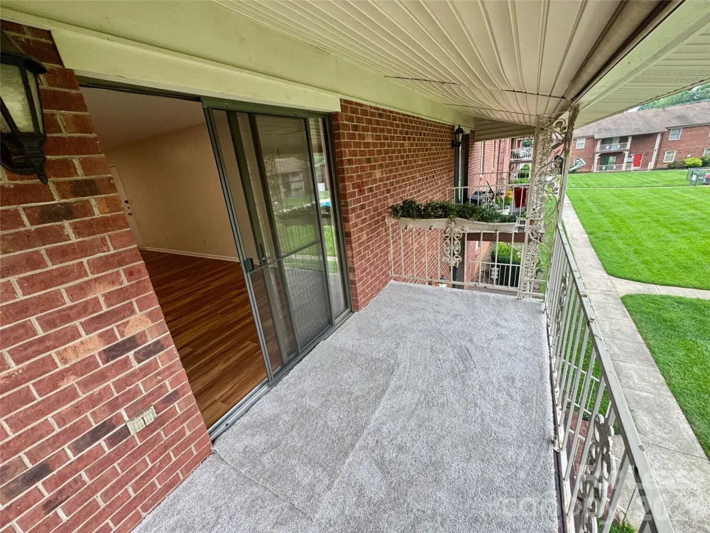 2120 S Main Street Kannapolis, NC 28081