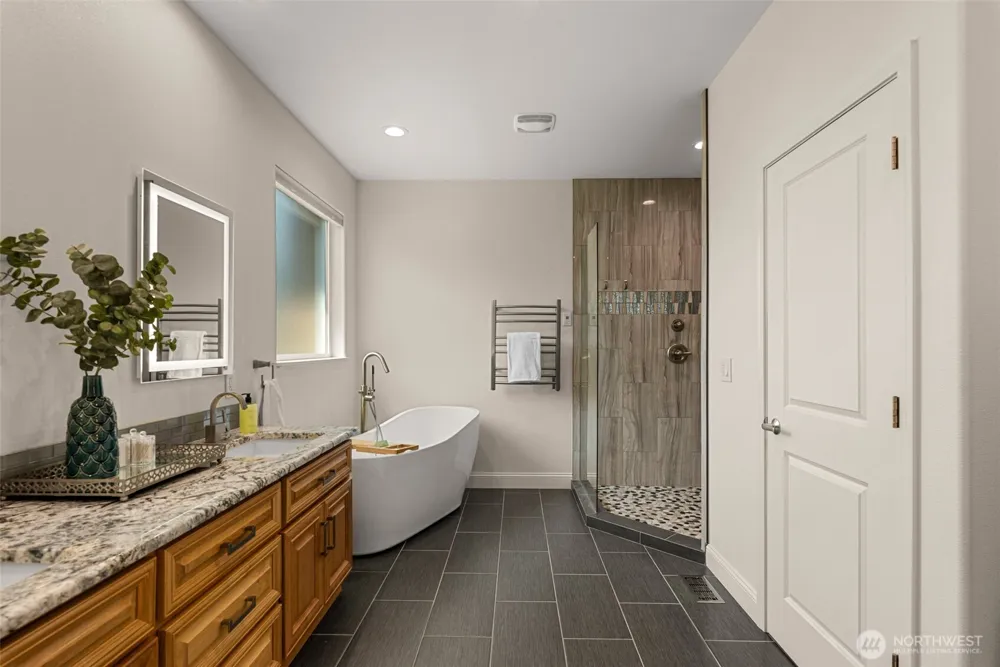 262 42nd Court NW East Wenatchee, WA 98802